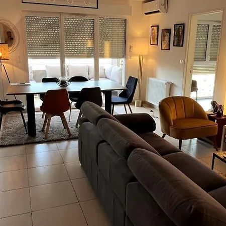 Apartment Calme Proche Des Commerces Et Plages